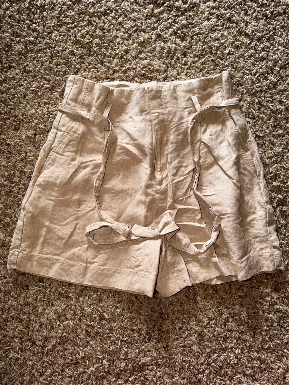 a new day High-Waist paper bag linen shorts